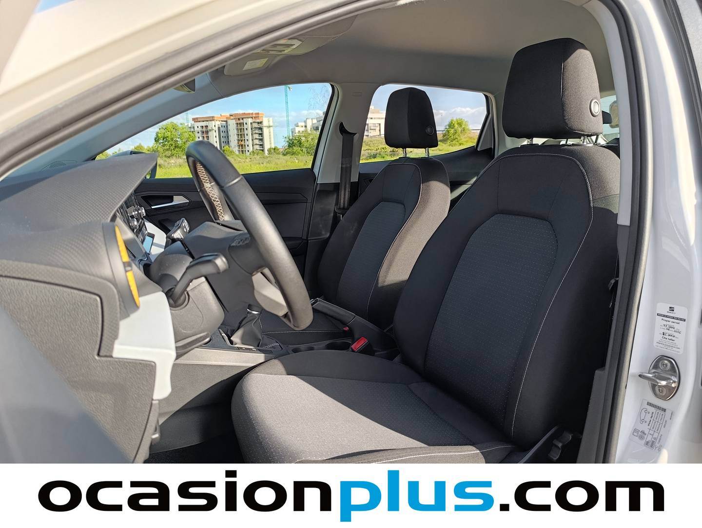 Foto asientos delanteros Seat Ibiza Seat Ibiza 1.0 TGI S&S Style Plus (90 CV)