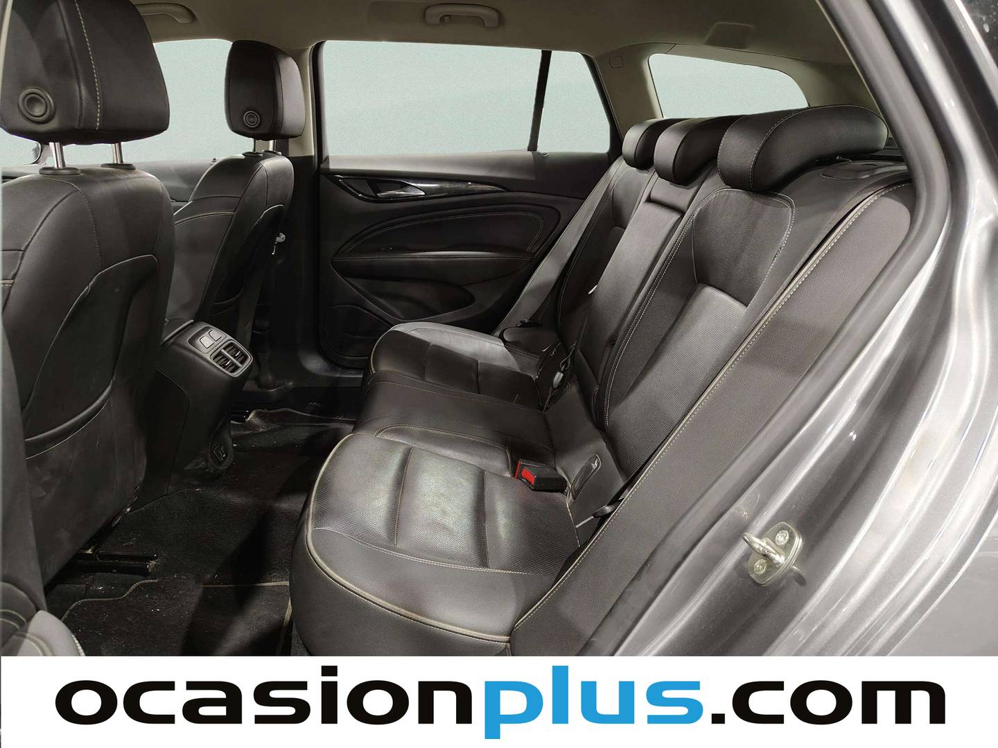 Foto asientos traseros Opel Insignia Opel Insignia Sports Tourer 2.0 CDTI S&S Excellence (170 CV)