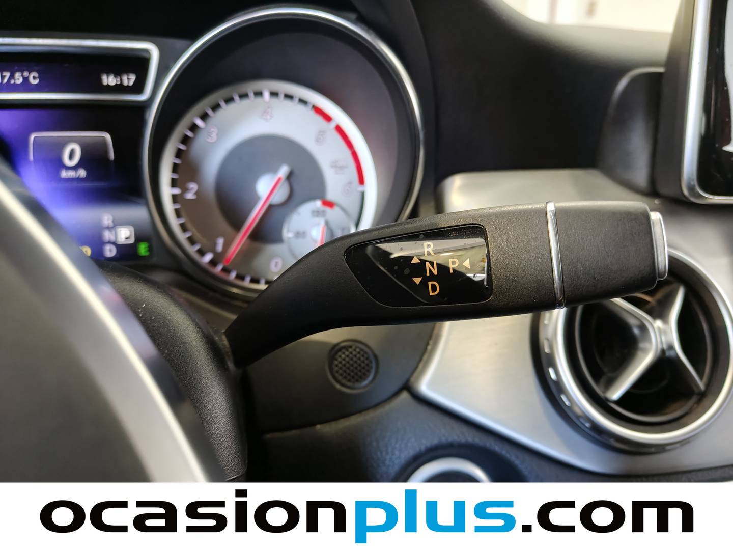 Mercedes GLA Mercedes GLA GLA 220 CDI Urban 4Matic Pack AMG  (170 CV) de segunda mano