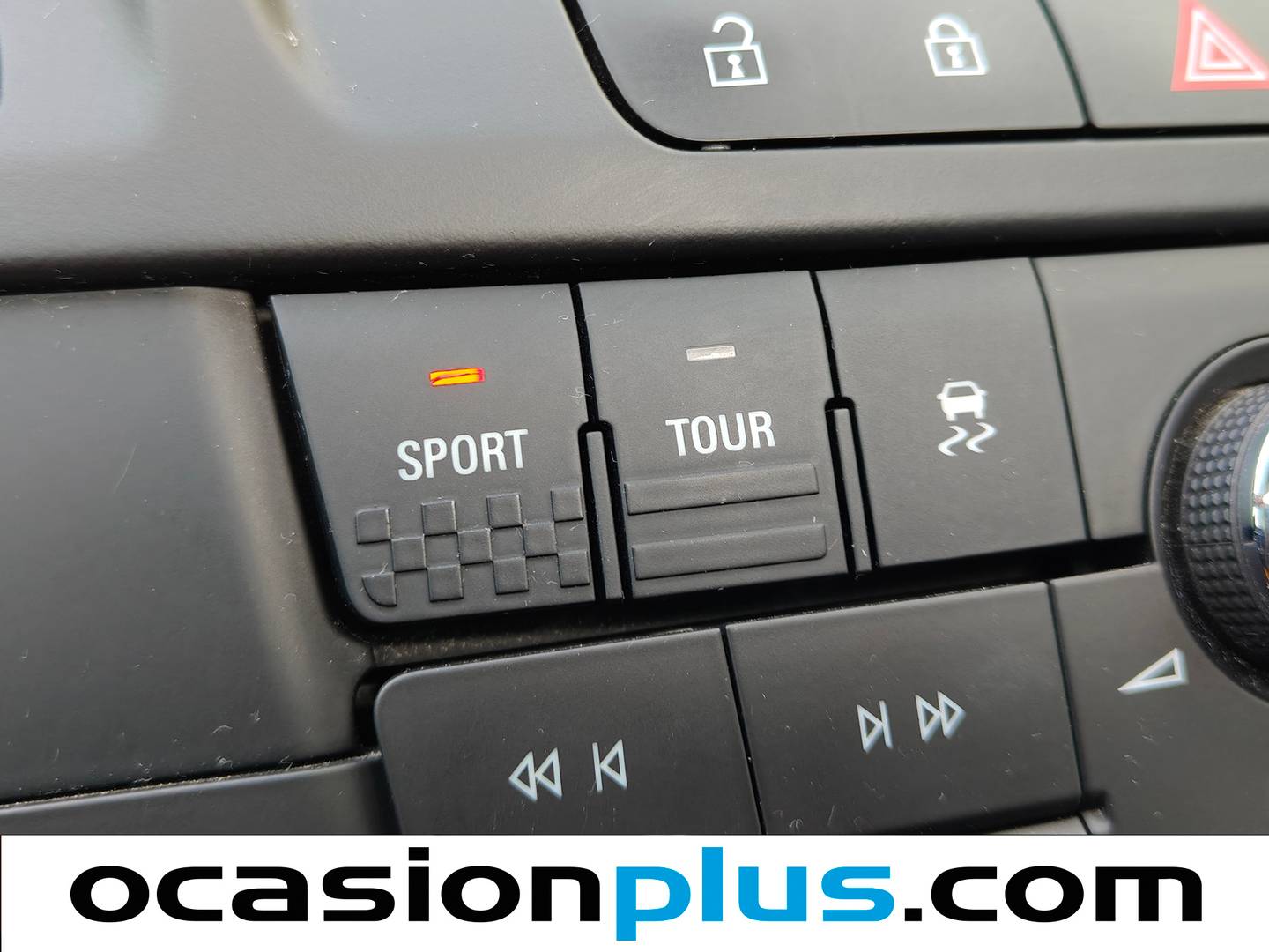 Opel Insignia Opel Insignia 1.6 Turbo Sport (180 CV) seminuevo