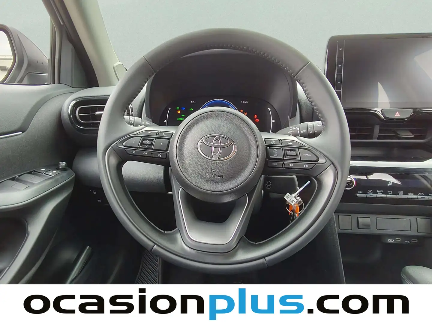 Foto Toyota Yaris Cross Toyota Yaris Cross 120H Business Plus (116 CV)