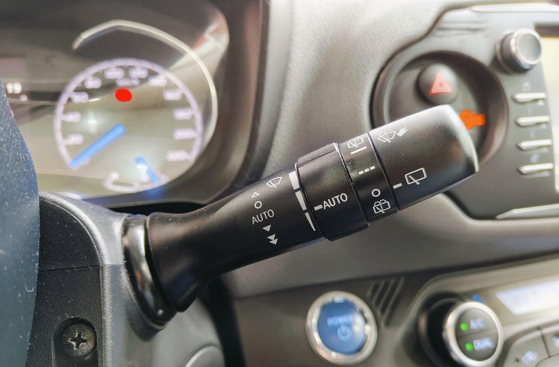 Toyota Yaris 1.5 Hybrid Active - foto 25