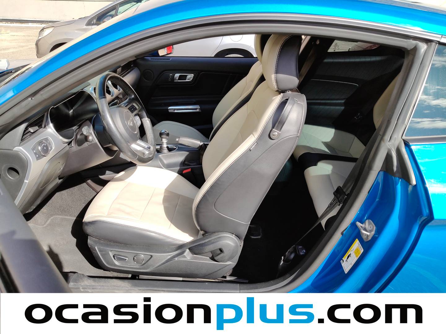 Foto asientos delanteros Ford Mustang Ford Mustang 5.0 Ti-VCT V8 Mustang GT Fastback (450 CV)