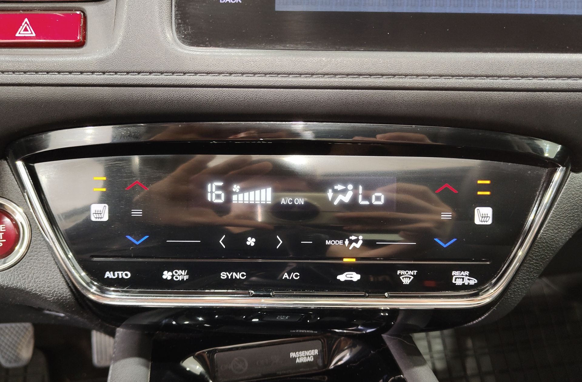 Honda HR-V 1.6 i-DTEC Executive - foto 33