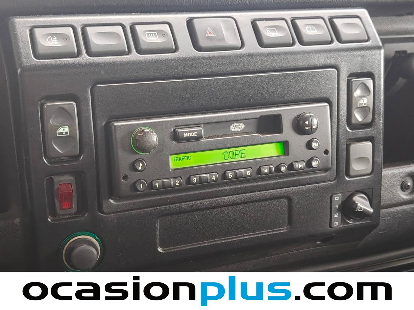 Foto Land Rover Defender Land Rover Defender 2.5 TD5 90 SW S (122 CV)