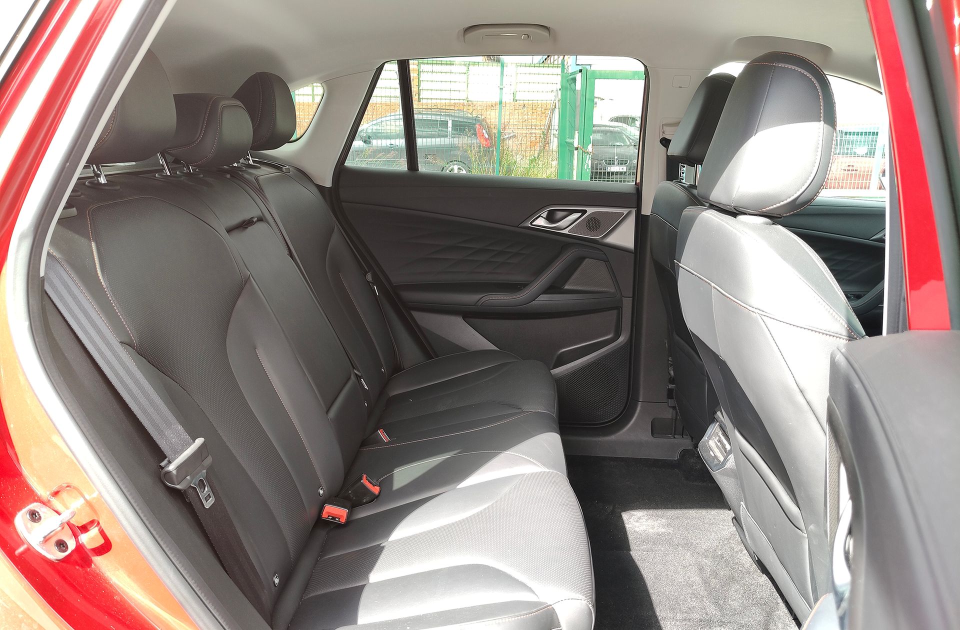 MG HS 1.5T Luxury - foto 21