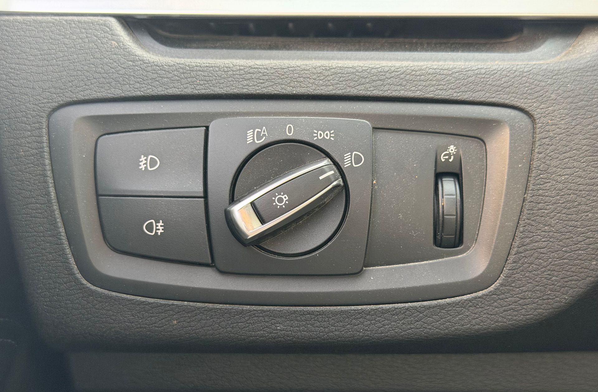 BMW X1 sDrive18d - foto 26