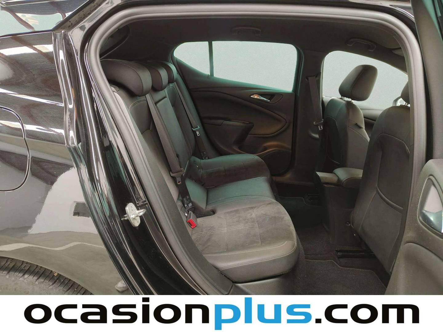 Opel Astra Opel Astra 1.2T SHR Ultimate (145 CV) gasolina