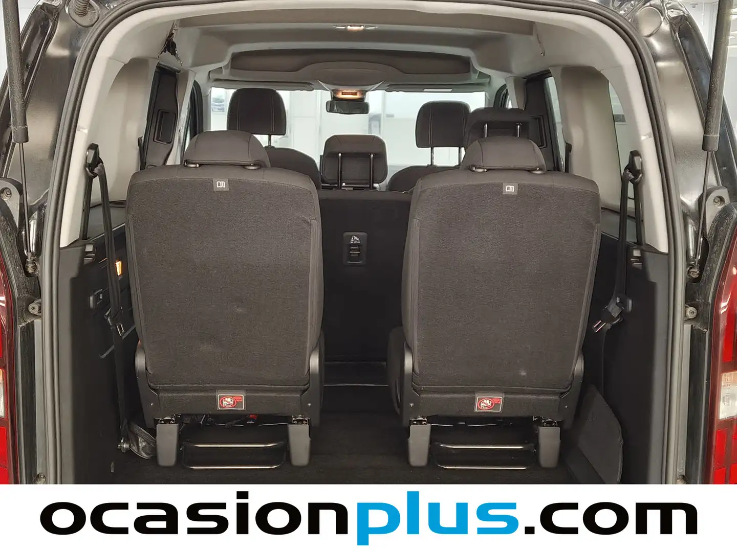 Foto Peugeot Rifter Peugeot Rifter BlueHDi 130 GT Long EAT8 (130 CV) 7 Plazas