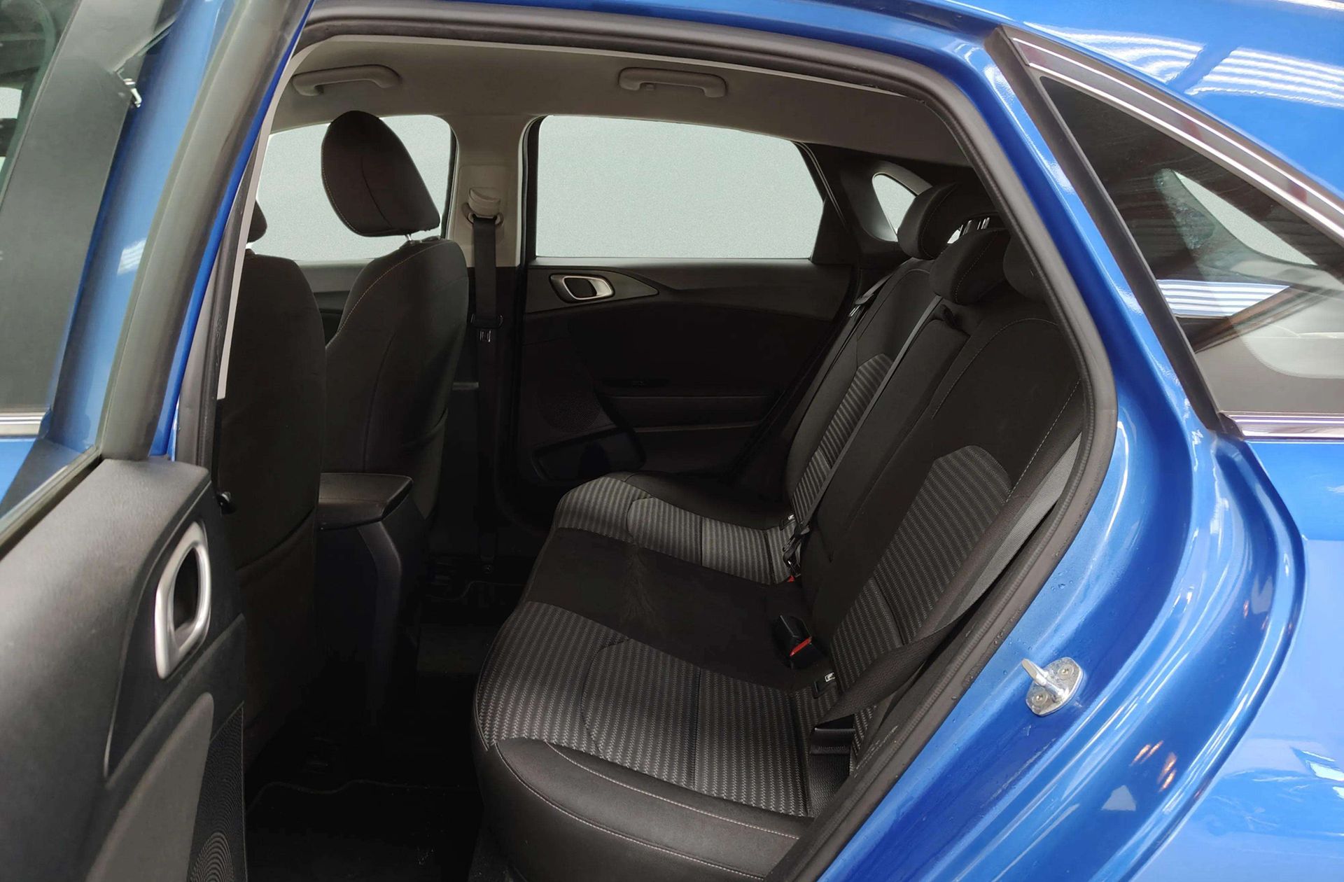 Kia Ceed 1.6 MHEV iMT Drive - foto 13