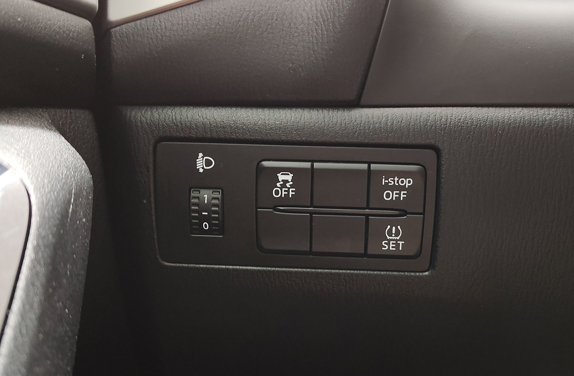 Mazda Mazda3 2.0 Skyactiv-G Origin+Navegador - foto 37