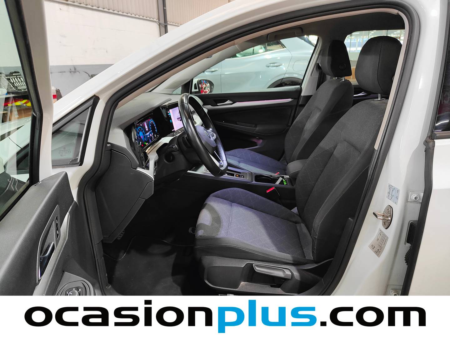 Foto asientos delanteros Volkswagen Golf Volkswagen Golf Variant Life 1.0 eTSI (110 CV) DSG