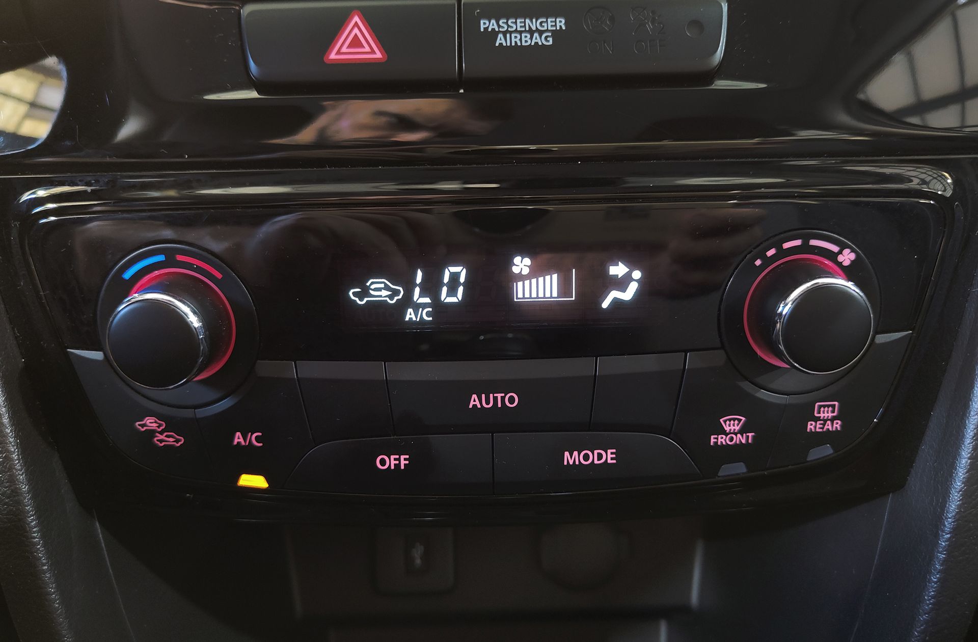 Suzuki Vitara 1.4 Turbo Mild Hybrid GLE - foto 29