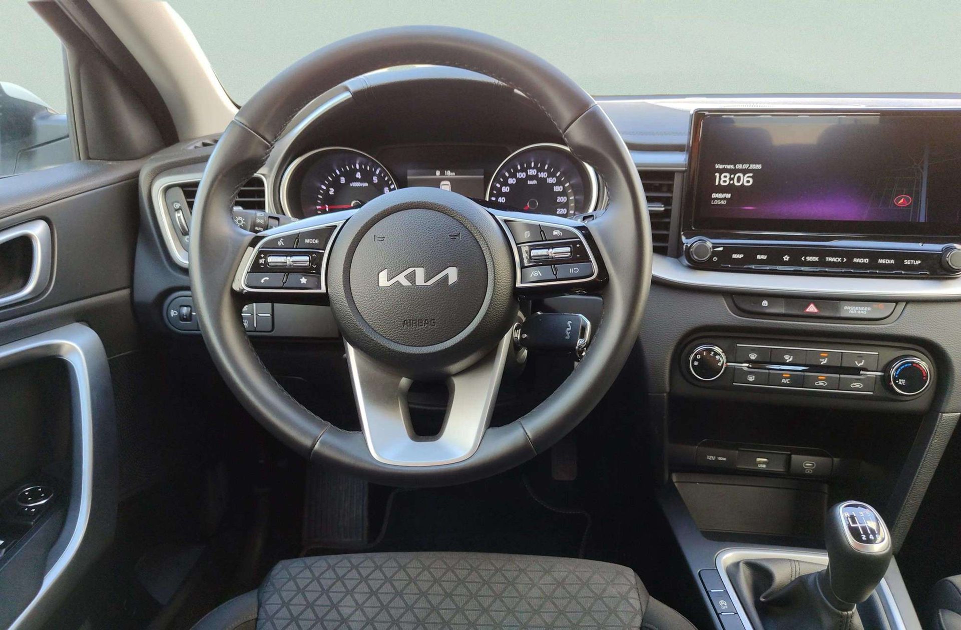 Kia Ceed 1.0 T-GDi Concept - foto 21