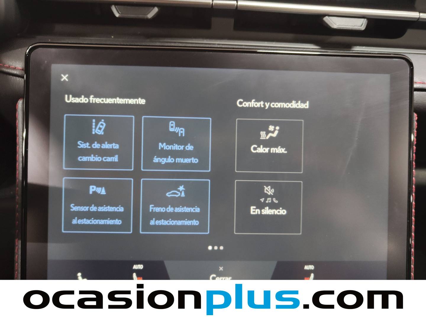 Foto Lexus LBX Lexus LBX 1.5 HEV Emotion+ (136 CV)