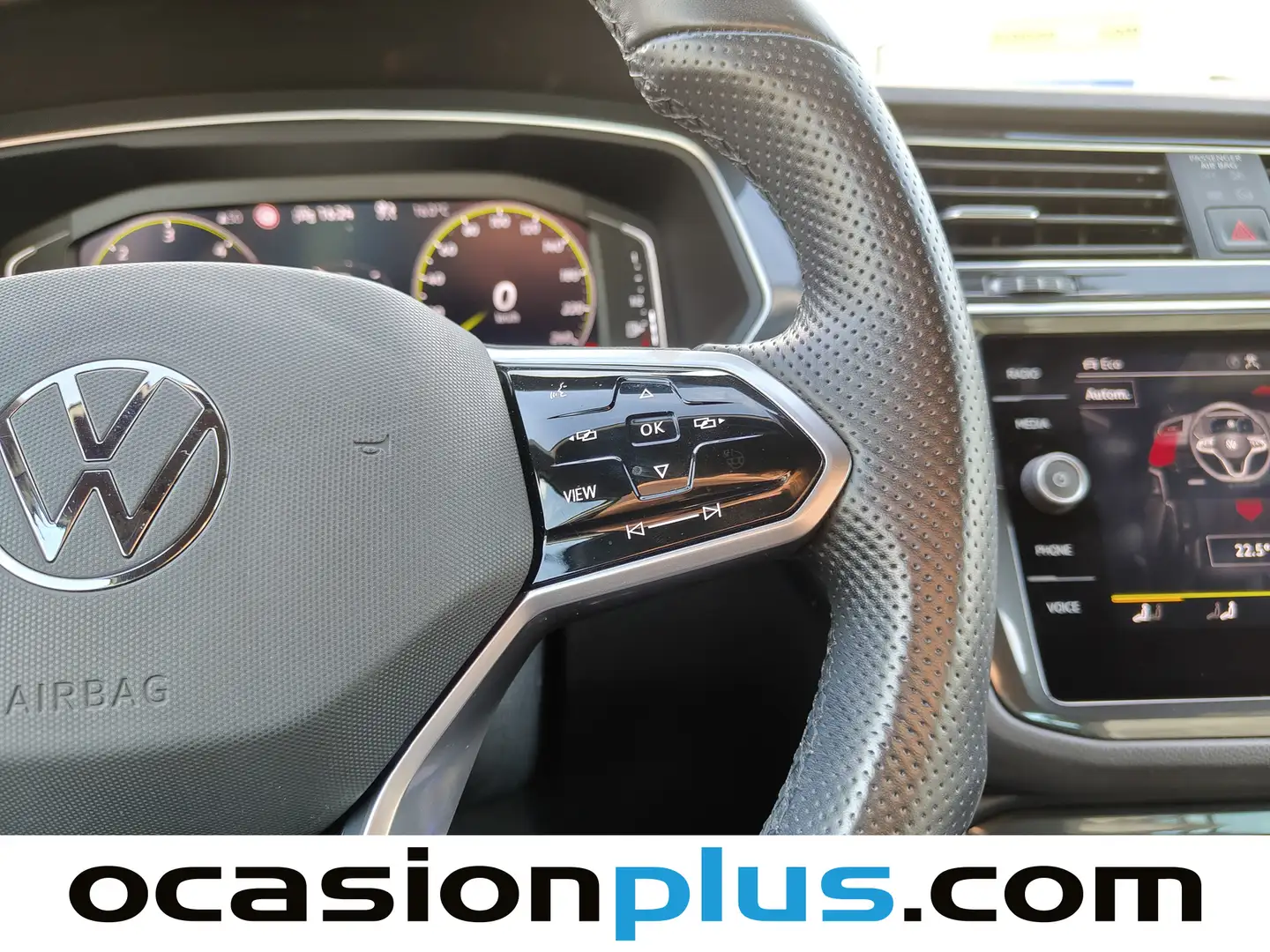 Foto Volkswagen Tiguan Volkswagen Tiguan R-Line 2.0 TDI (150 CV) DSG