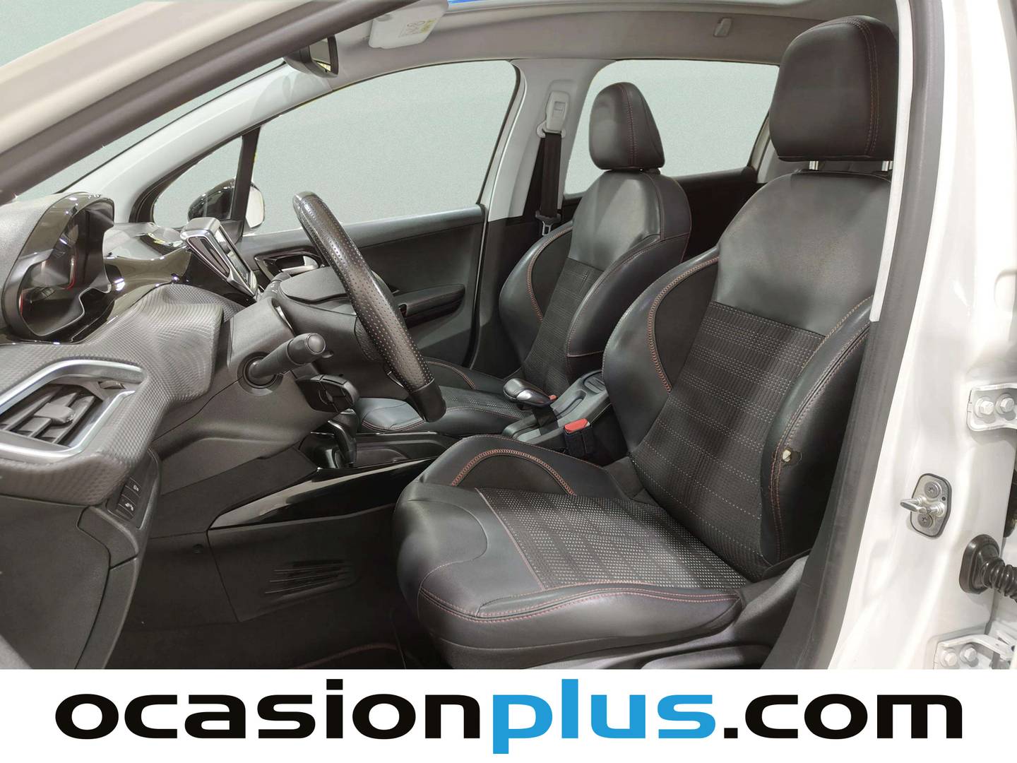 Peugeot 2008 Peugeot 2008 GT Line 1.2 PureTech (110CV) Auto seminuevo