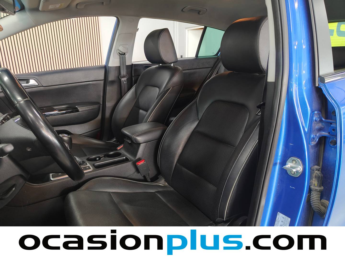 Acabados KIA Sportage KIA Sportage 1.6 GDi Emotion 4x2 (132 CV)