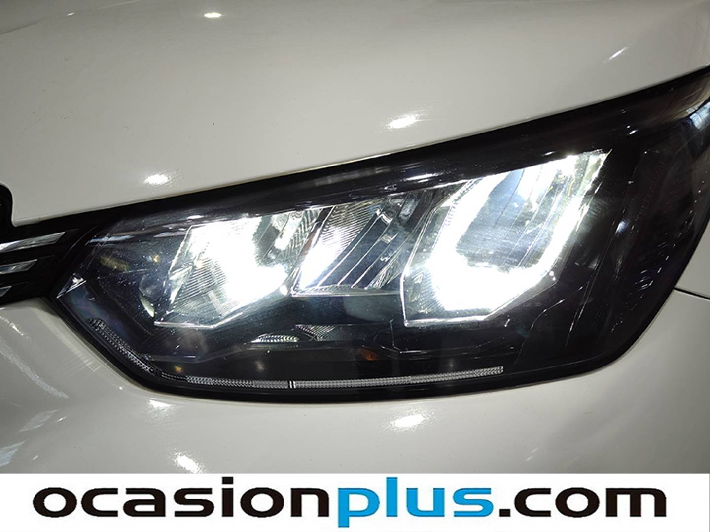 Acabados Peugeot 2008 Peugeot 2008 BlueHDi 110 Allure (110 CV)