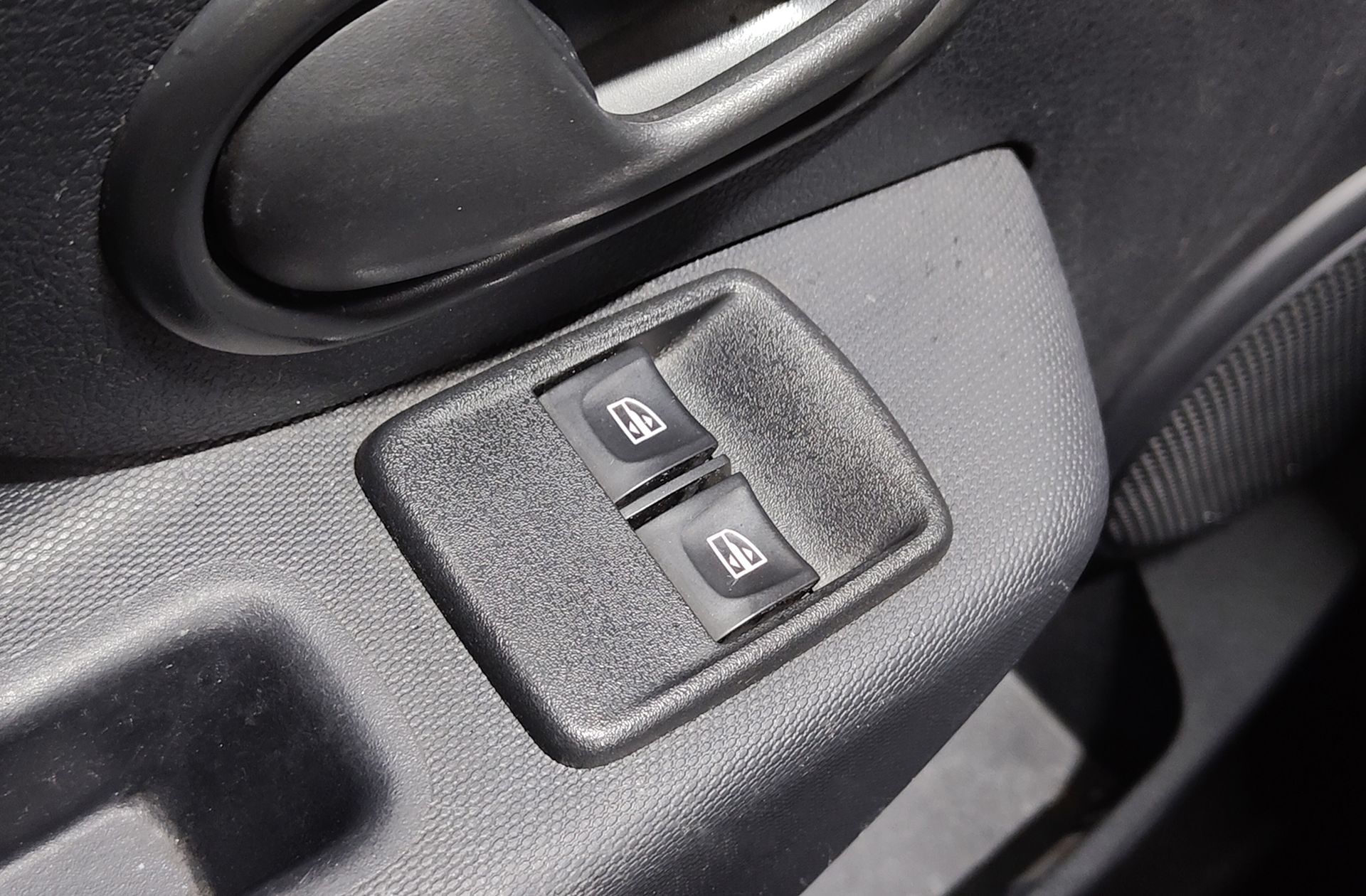 Dacia Sandero Ambiance dCi - foto 25