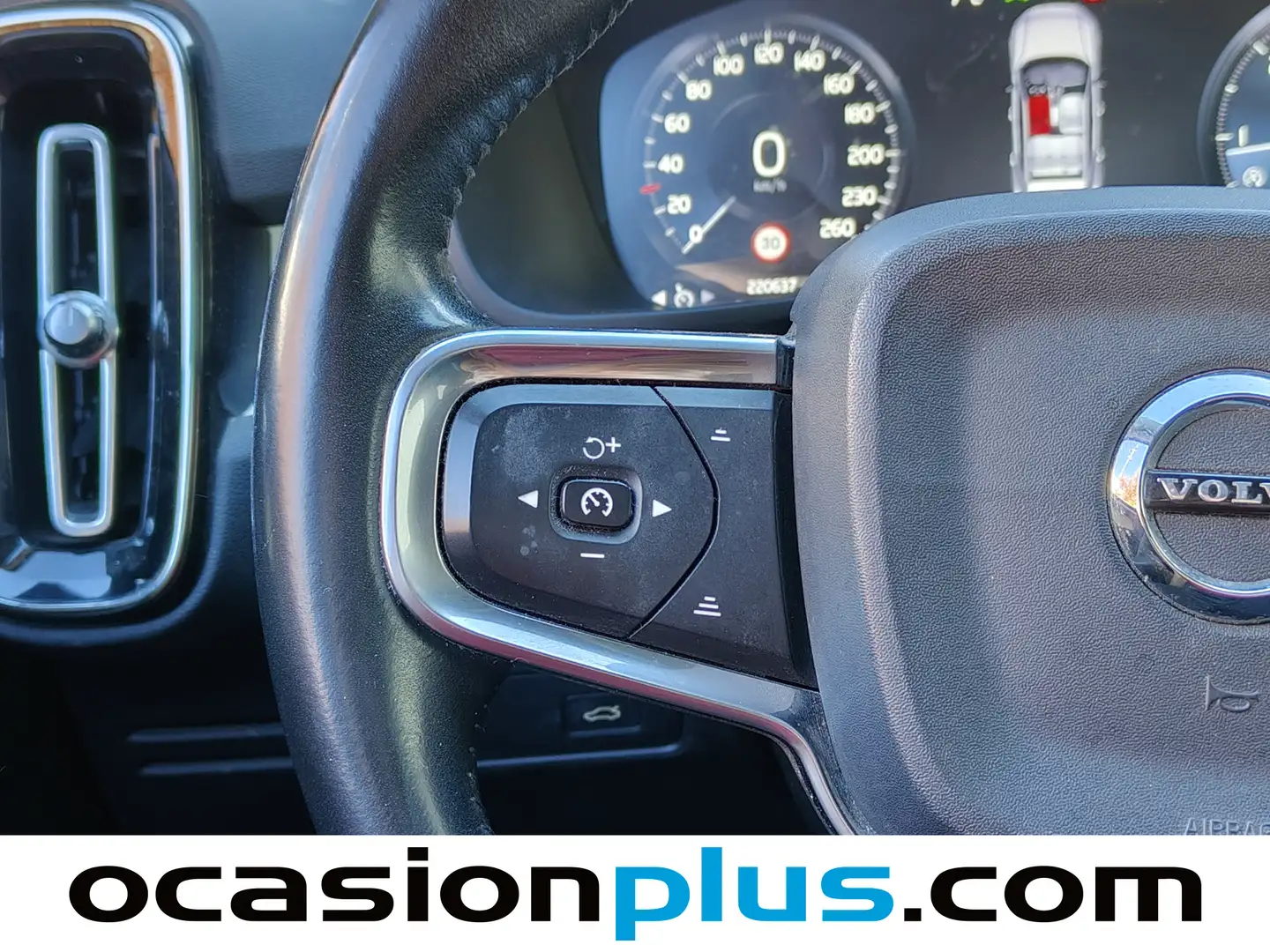 Foto Volvo XC40 Volvo XC40 D3 Momentum Auto  (150 CV)