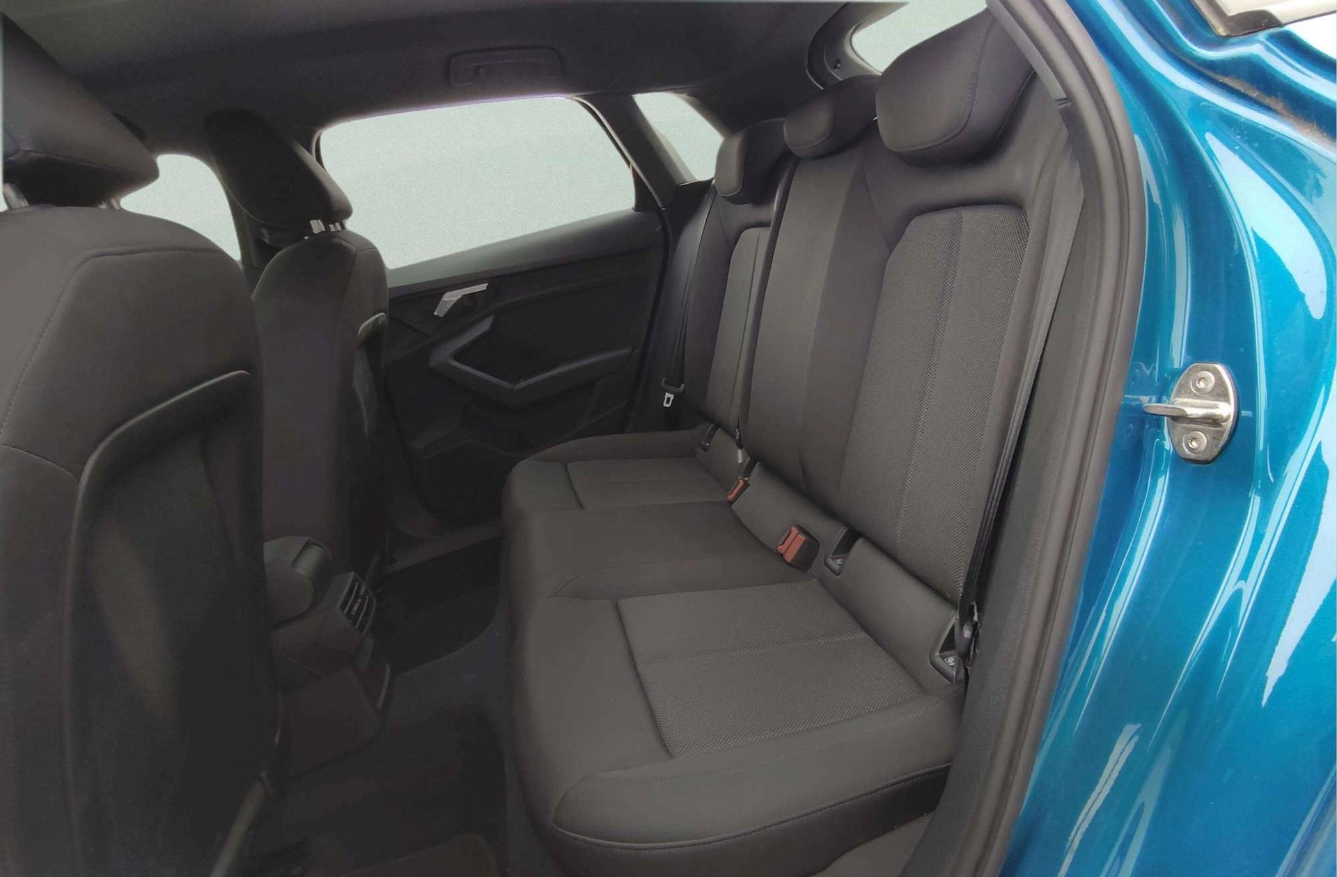 Audi A3 Sportback 30 TDI S tronic - foto 8
