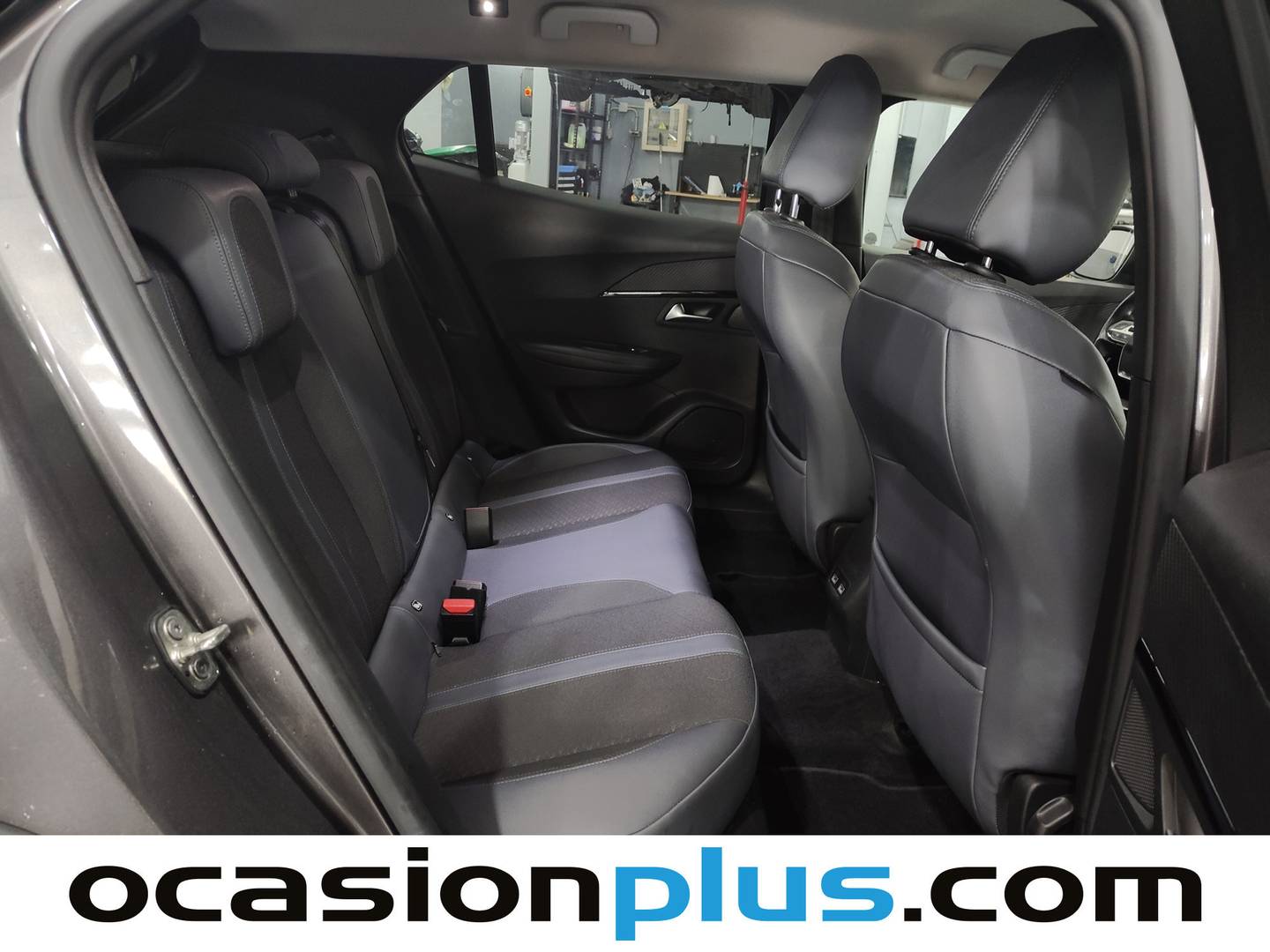 Foto Peugeot 2008 Peugeot 2008 PureTech 100 S&S Allure  (100 CV)