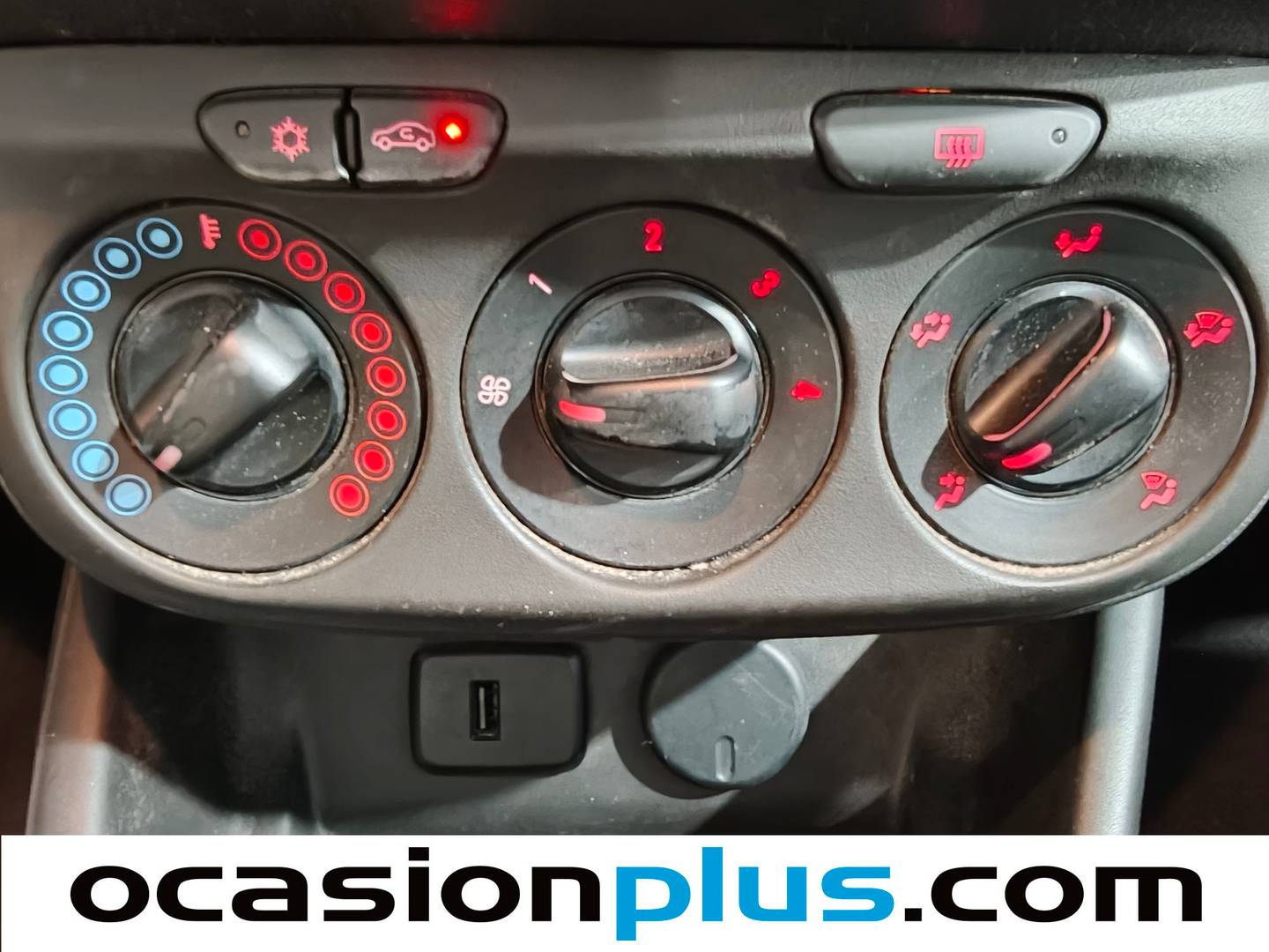 Paquetes del Opel Corsa Opel Corsa 1.4 Selective (90 CV)