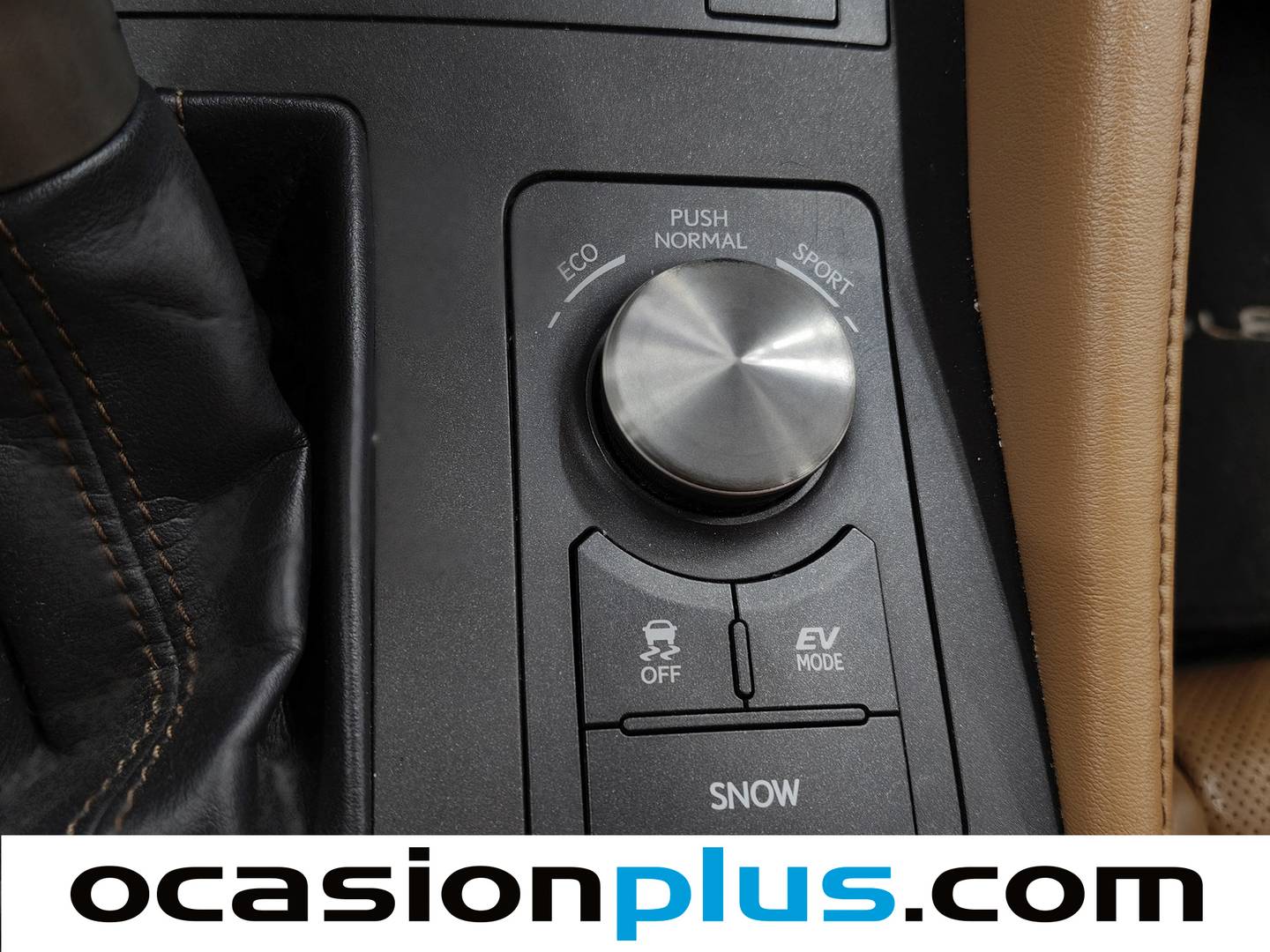 Accesorios del Lexus RC Lexus RC RC 300h Executive + TS (223 CV)