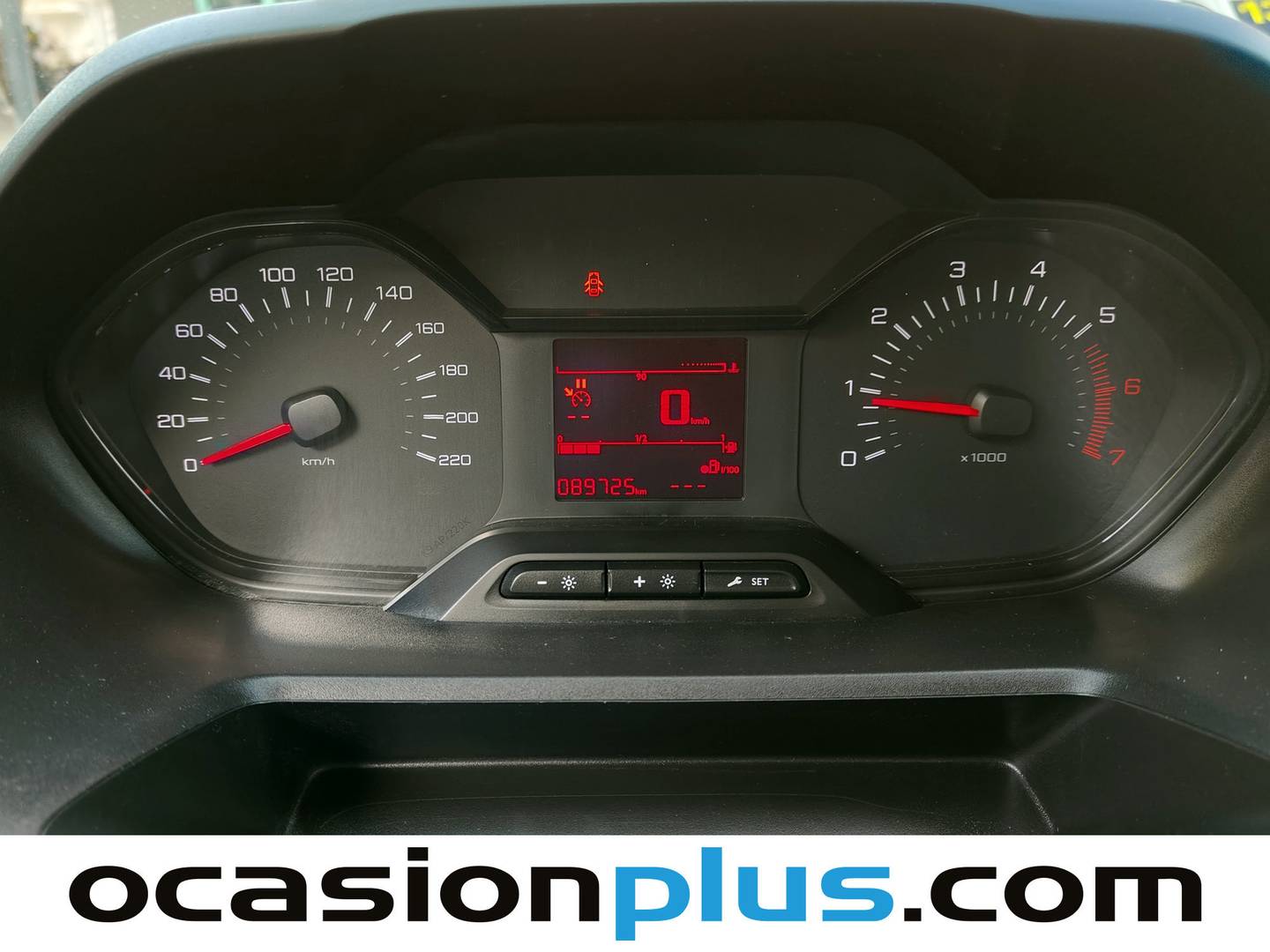 Foto Peugeot Partner Peugeot Partner BlueHDi 100 S&S Pro Standard 600kg (98 CV)