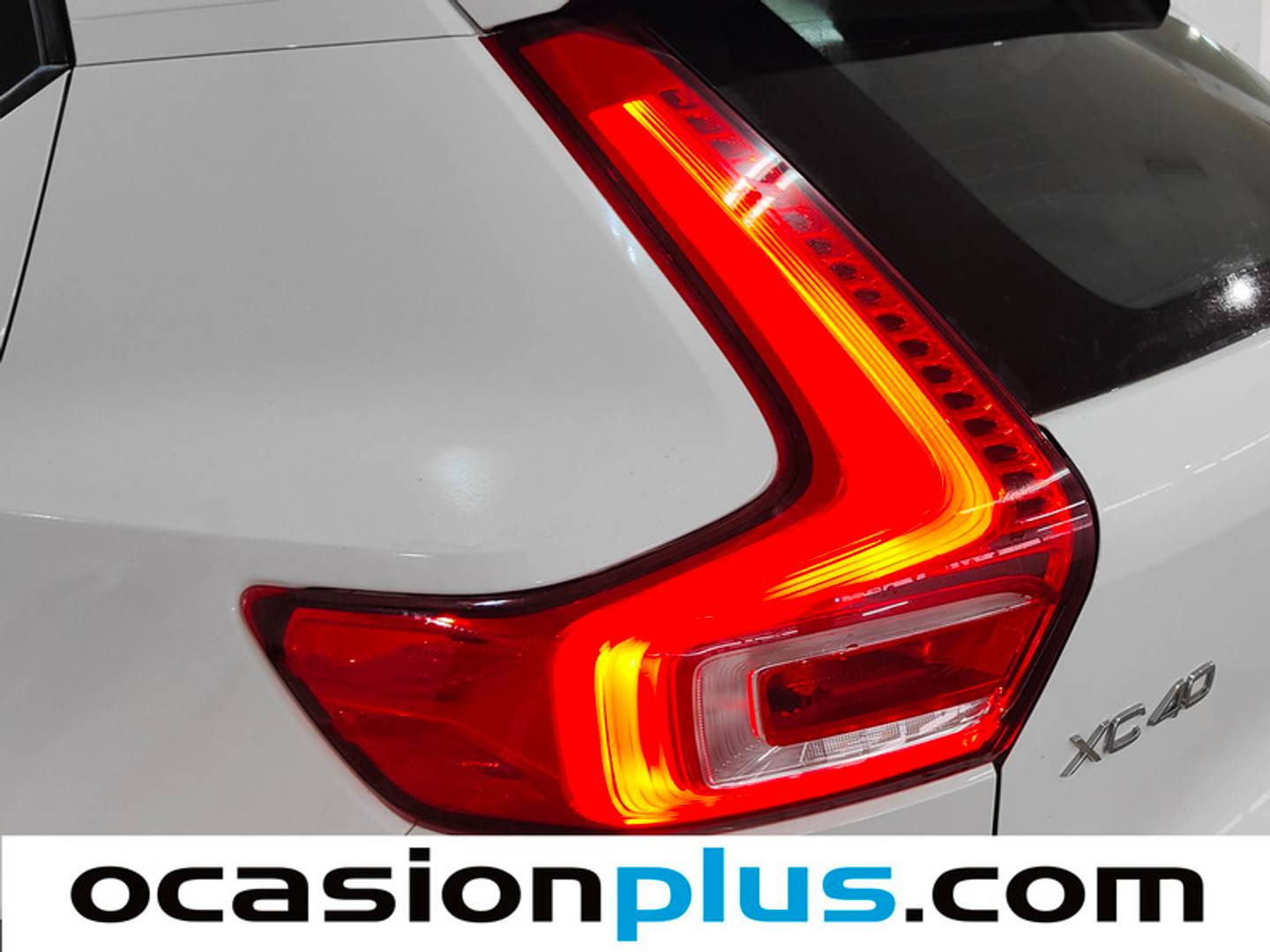 Foto Volvo XC40 Volvo XC40 T3 Momentum Auto (163 CV)