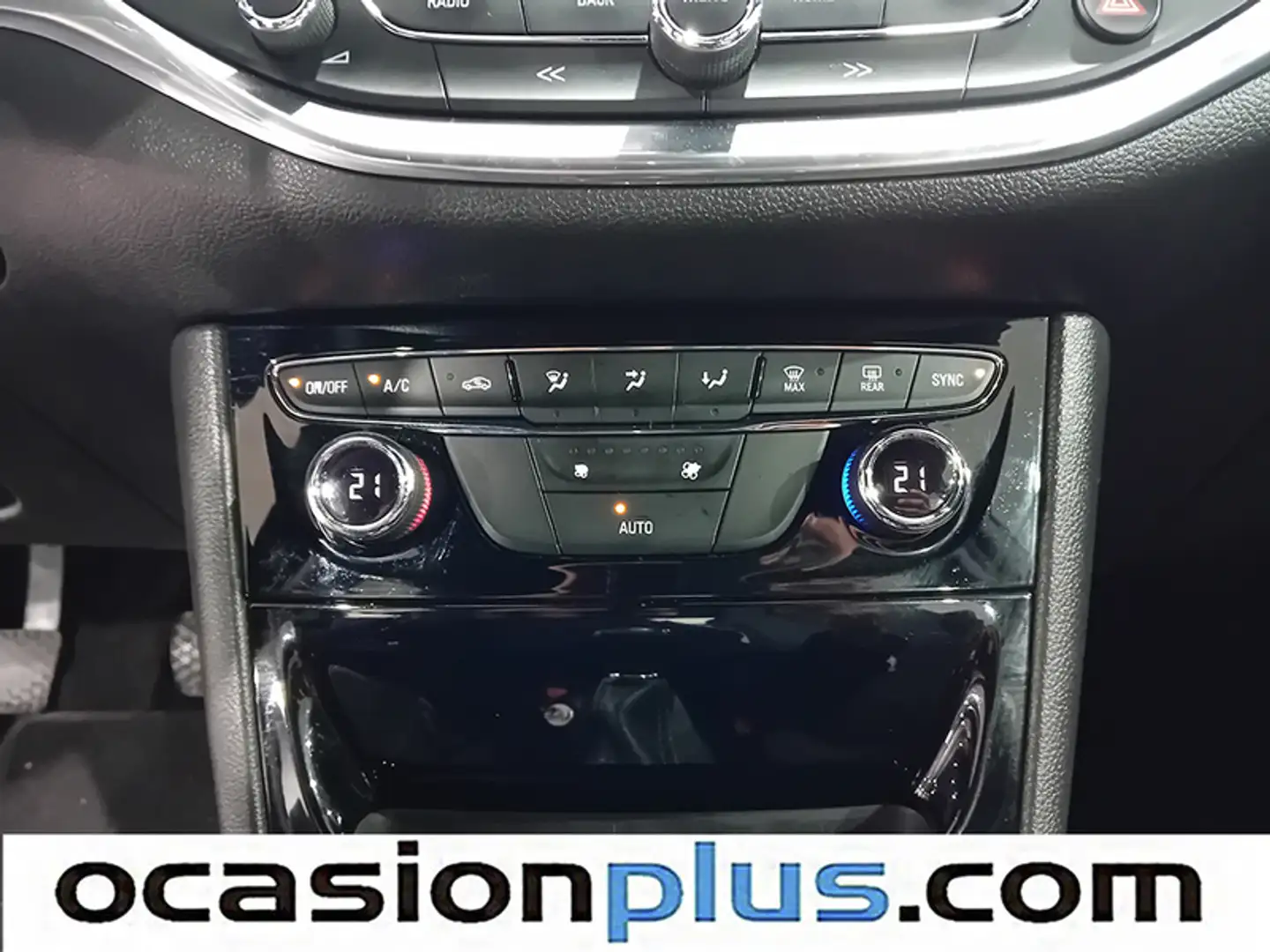 Foto Opel Astra Opel Astra Sports Tourer 1.6 CDTI S&S Dynamic (136 CV)