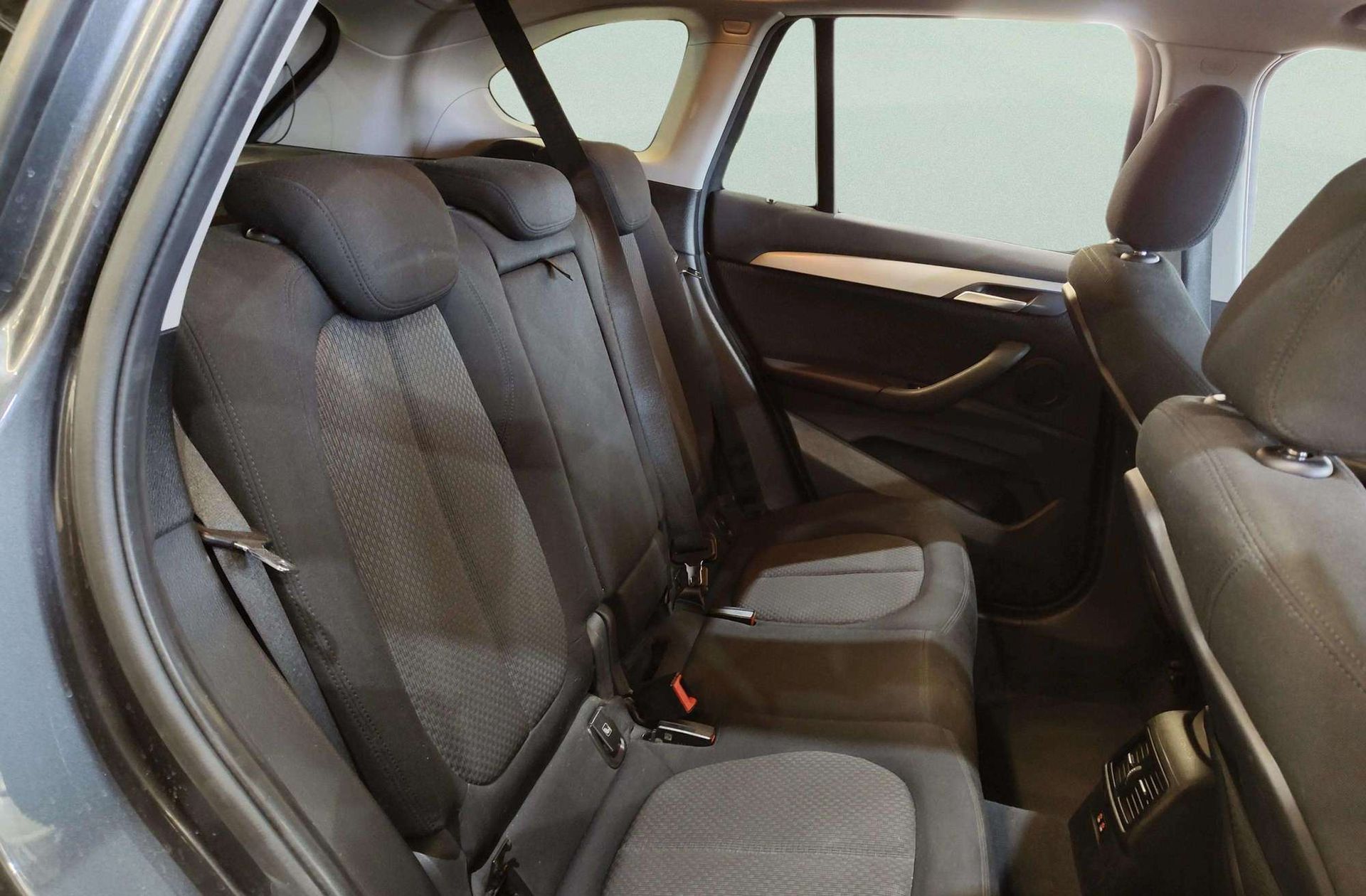 BMW X1 sDrive18i - foto 19