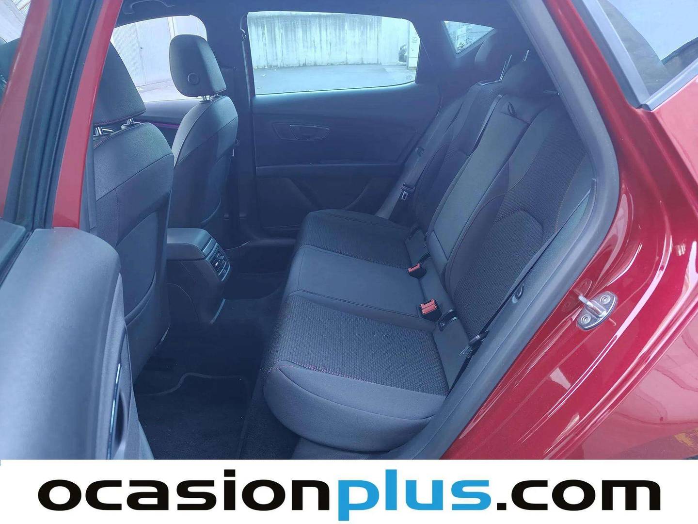 Foto asientos traseros Seat León SEAT León 2.0 TSI S&S FR DSG (190 CV)