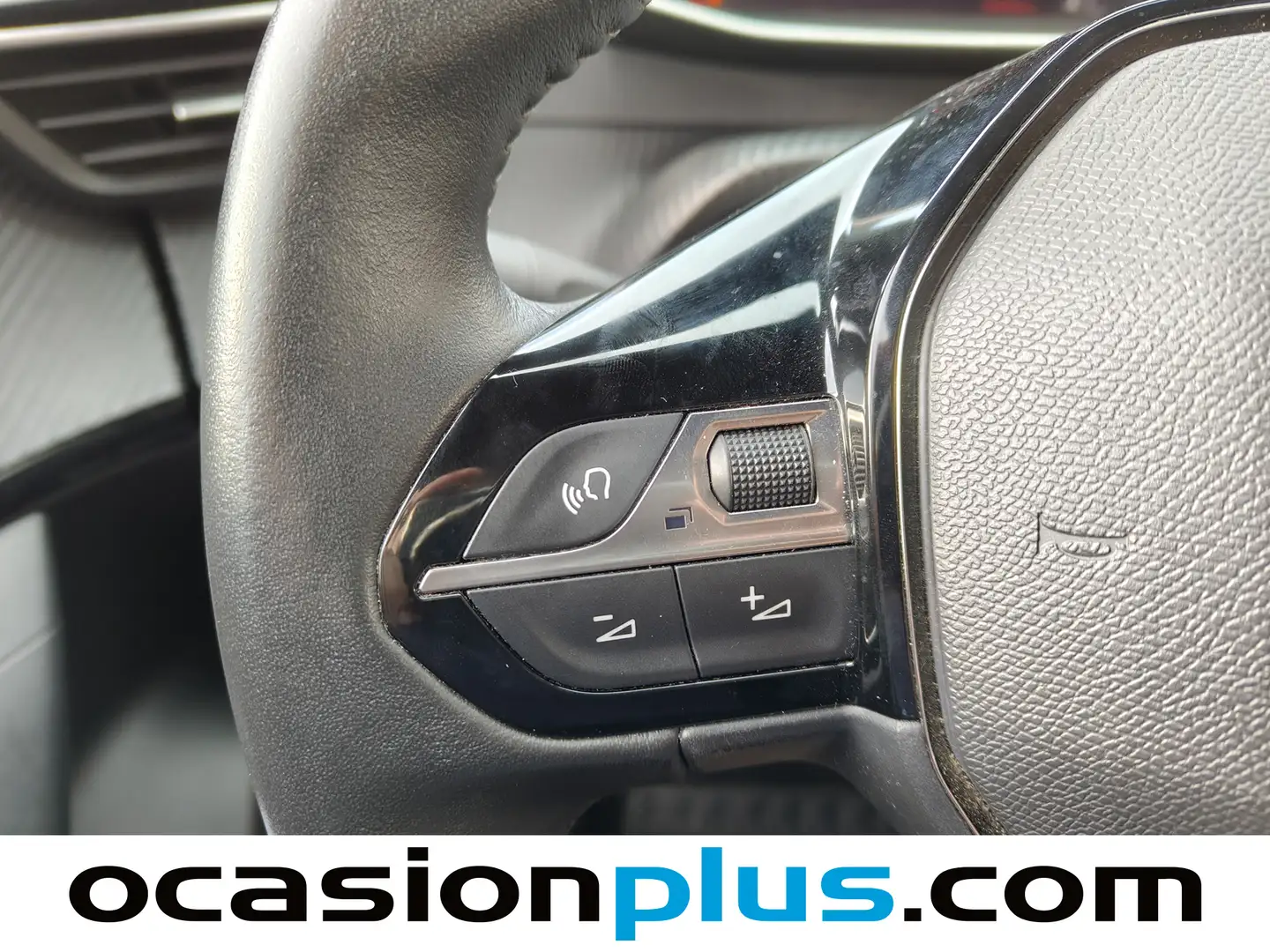 Foto Peugeot 2008 Peugeot 2008 PureTech 130 S&S Allure Pack (130 CV)