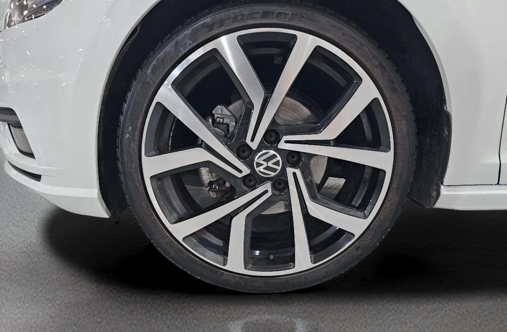 Volkswagen Golf Advance 1.6 TDI - foto 38