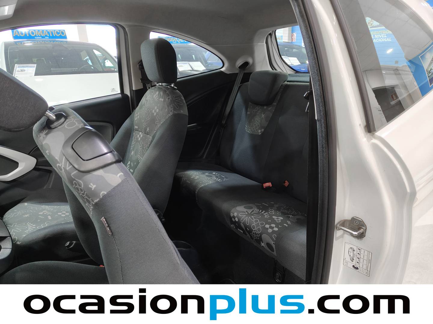 Foto asientos traseros Ford Ka Ford Ka 1.2 Duratec S&S Urban (69 CV)