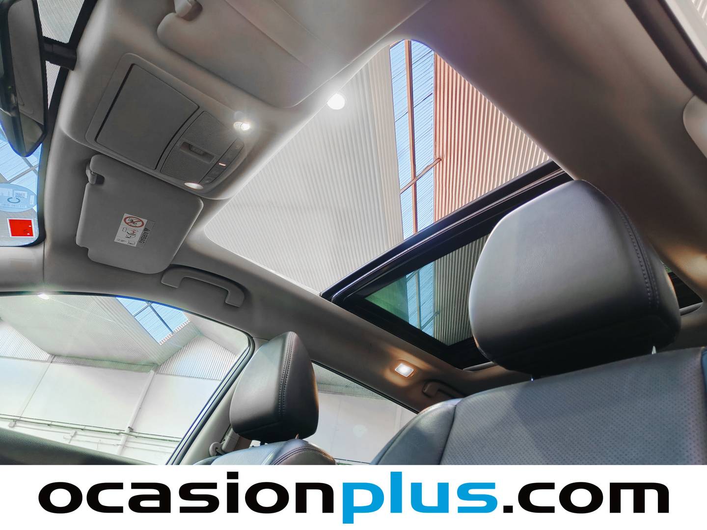 Extras y acabados del Nissan X-TRAIL Nissan X-Trail 1.6 dCi Tekna 4x2 (130 CV)