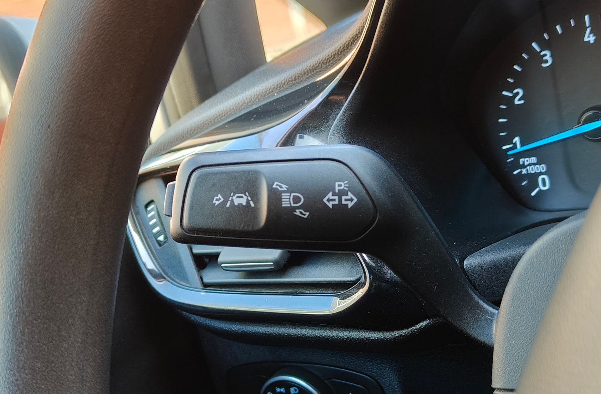 Ford Fiesta 1.1 Ti-VCT Trend - foto 21