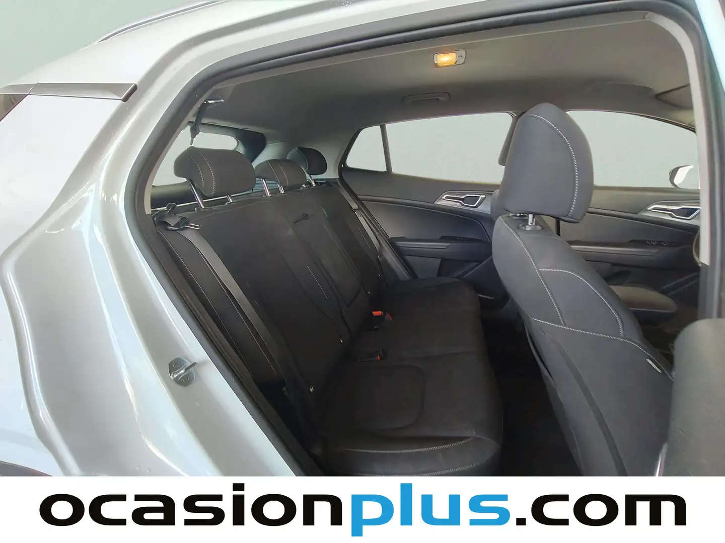 Foto KIA Sportage Kia Sportage 1.6 CRDi MHEV Business 4x2 (136 CV)