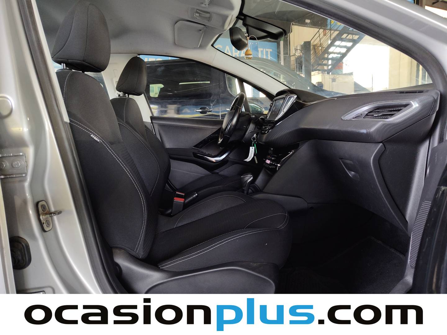 Peugeot 208 Peugeot 208 1.2 PureTech S&S Allure EAT6 (110 CV) km 0