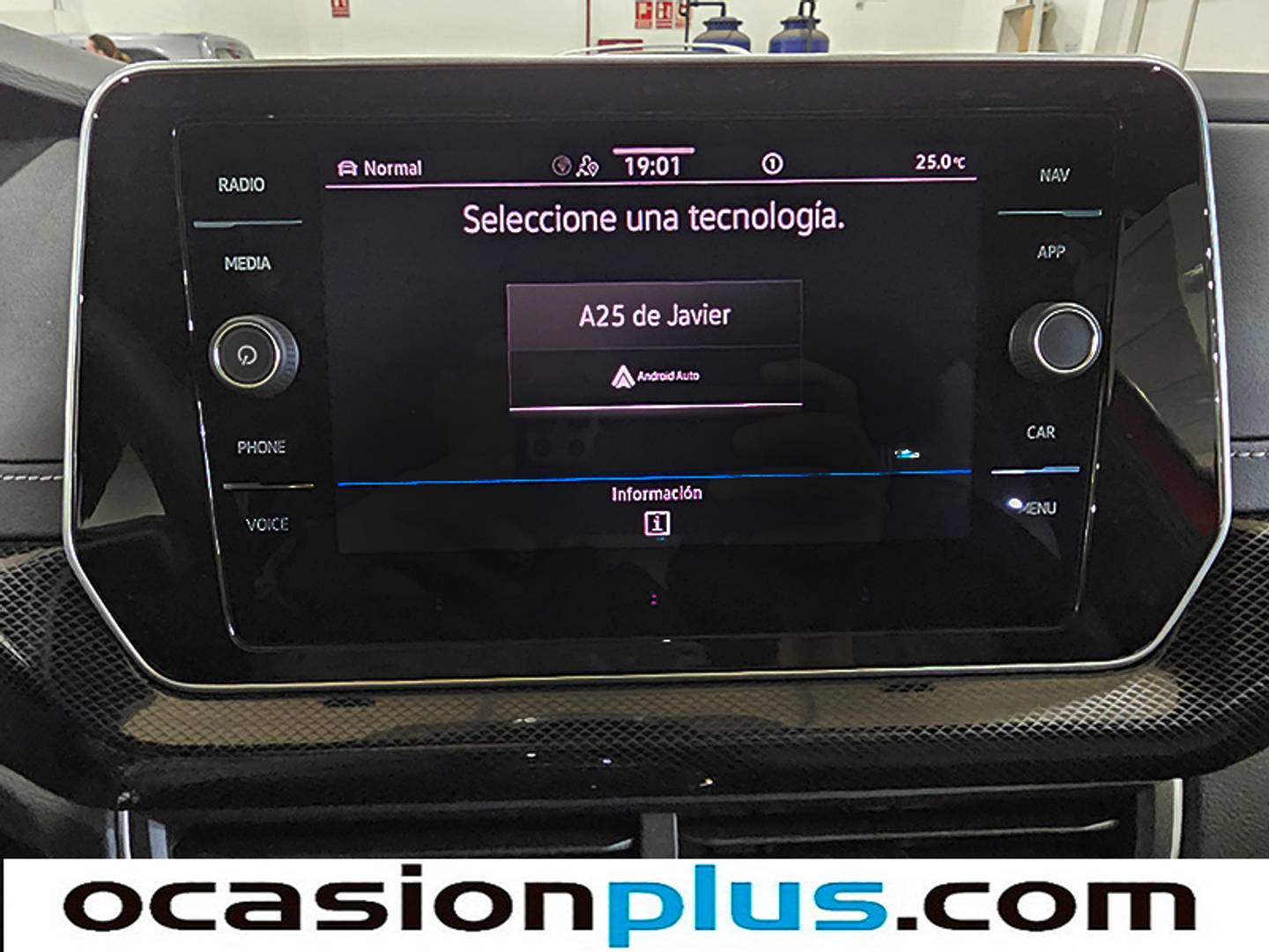 Foto Volkswagen T-Cross Volkswagen T-Cross R-Line 1.0 TSI (116 CV) DSG