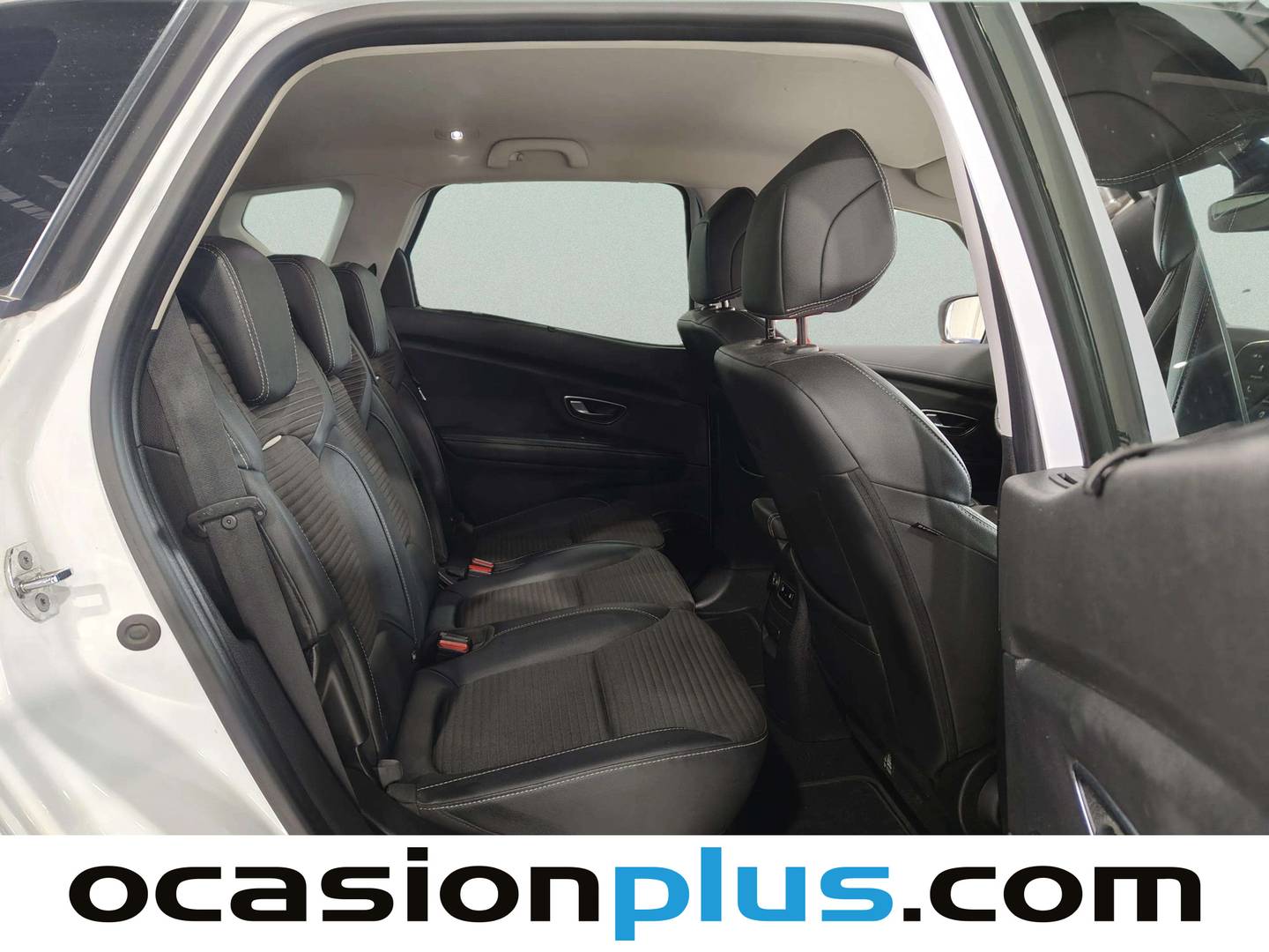 Renault Scénic Renault Scenic Zen TCe (140 CV) GPF EDC km 0