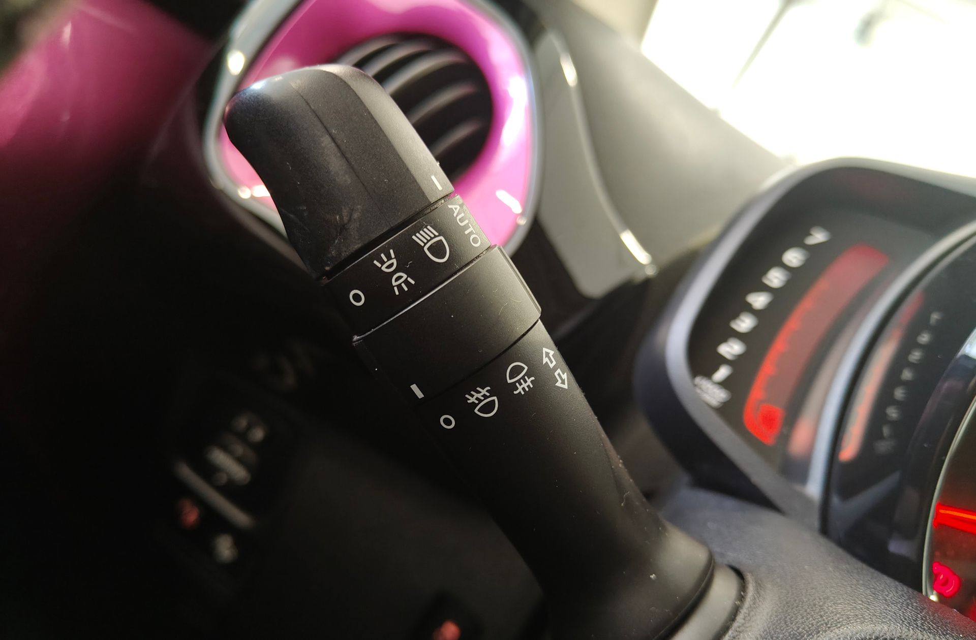 Toyota Aygo 1.0 VVT-i x-play business - foto 22