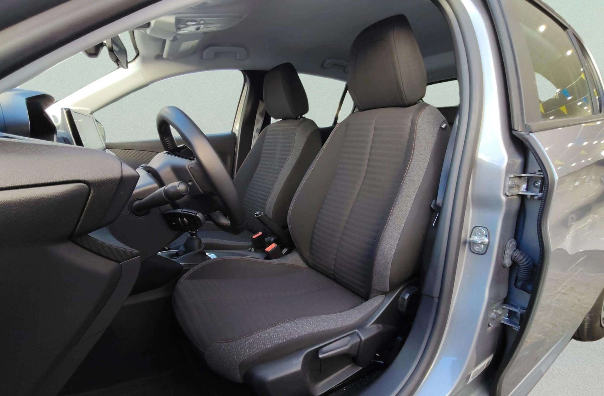 Peugeot 208 PureTech 100 Active - foto 9