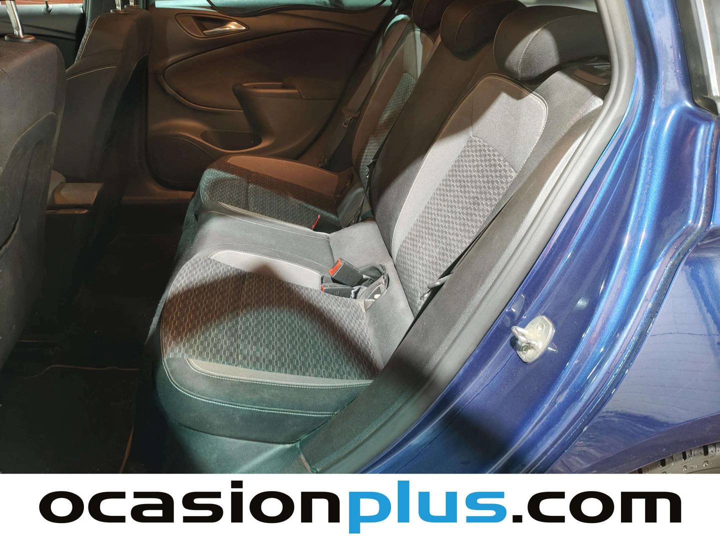 Foto asientos traseros Opel Astra Opel Astra Sports Tourer 1.2 Turbo SHT GS Line (130 CV)