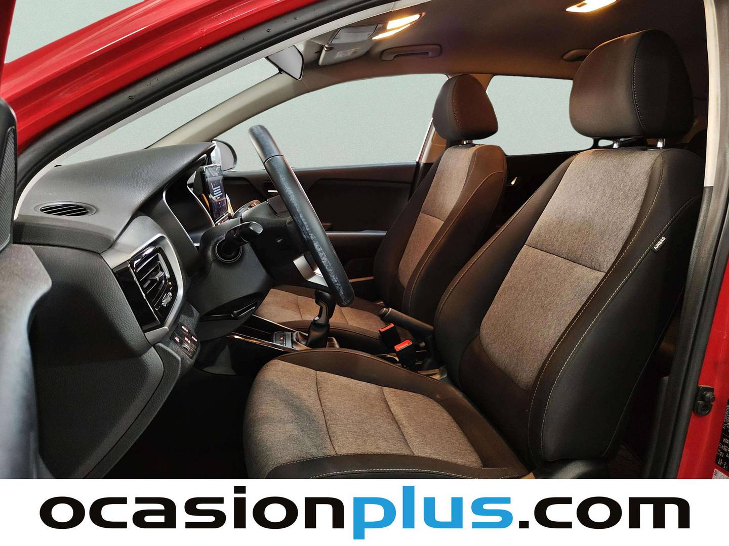 Foto asientos delanteros KIA Stonic KIA Stonic 1.0 T-GDi Drive (100 CV)