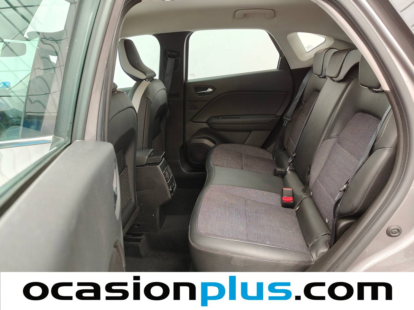 Foto asientos traseros Renault Captur Renault Captur Zen E-TECH Híbrido enchufable (160 CV)