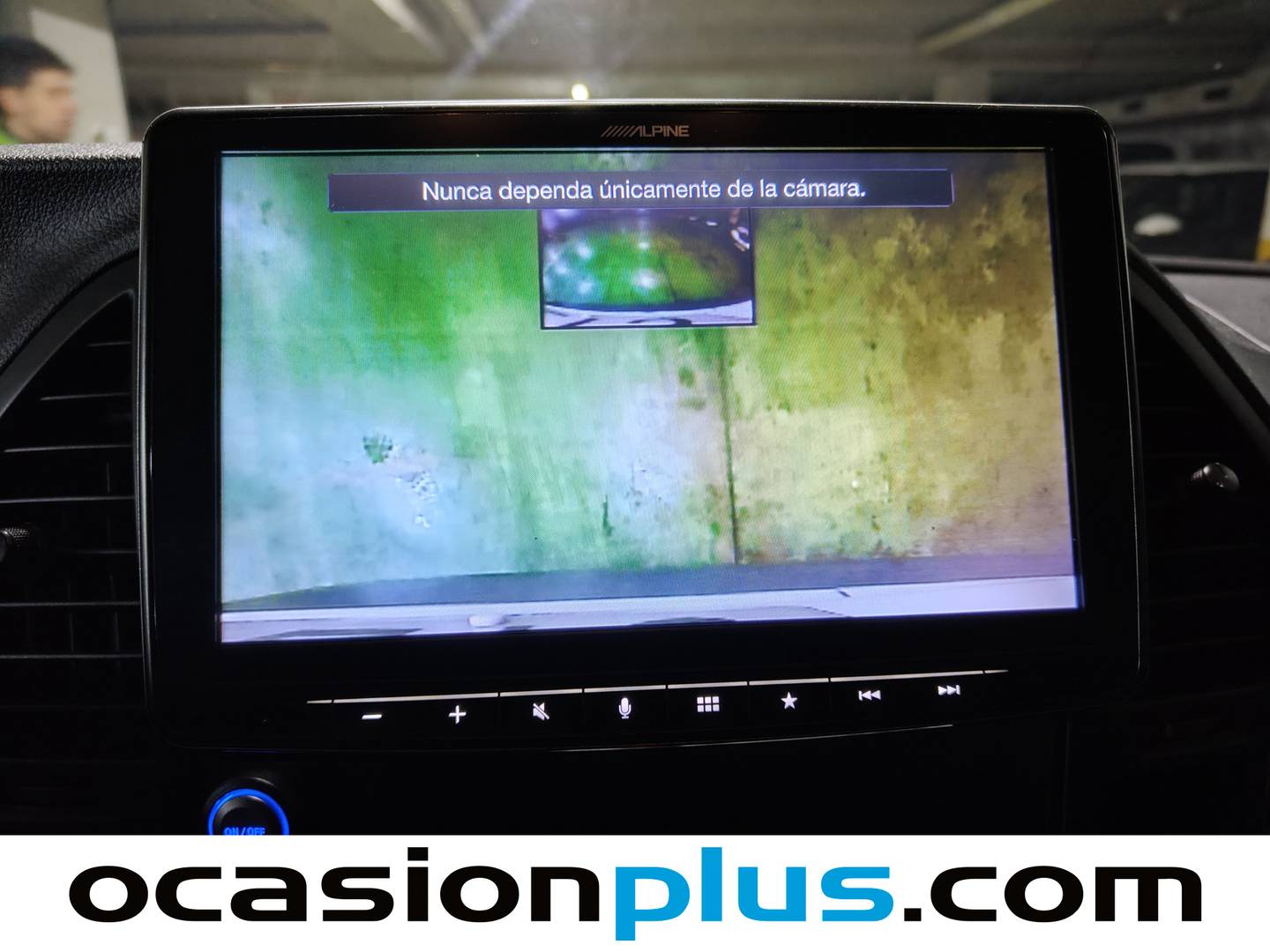 Equipamiento del Mercedes Vito Mercedes-Benz Vito Furgon 110 CDI Base Compacta (102 CV)