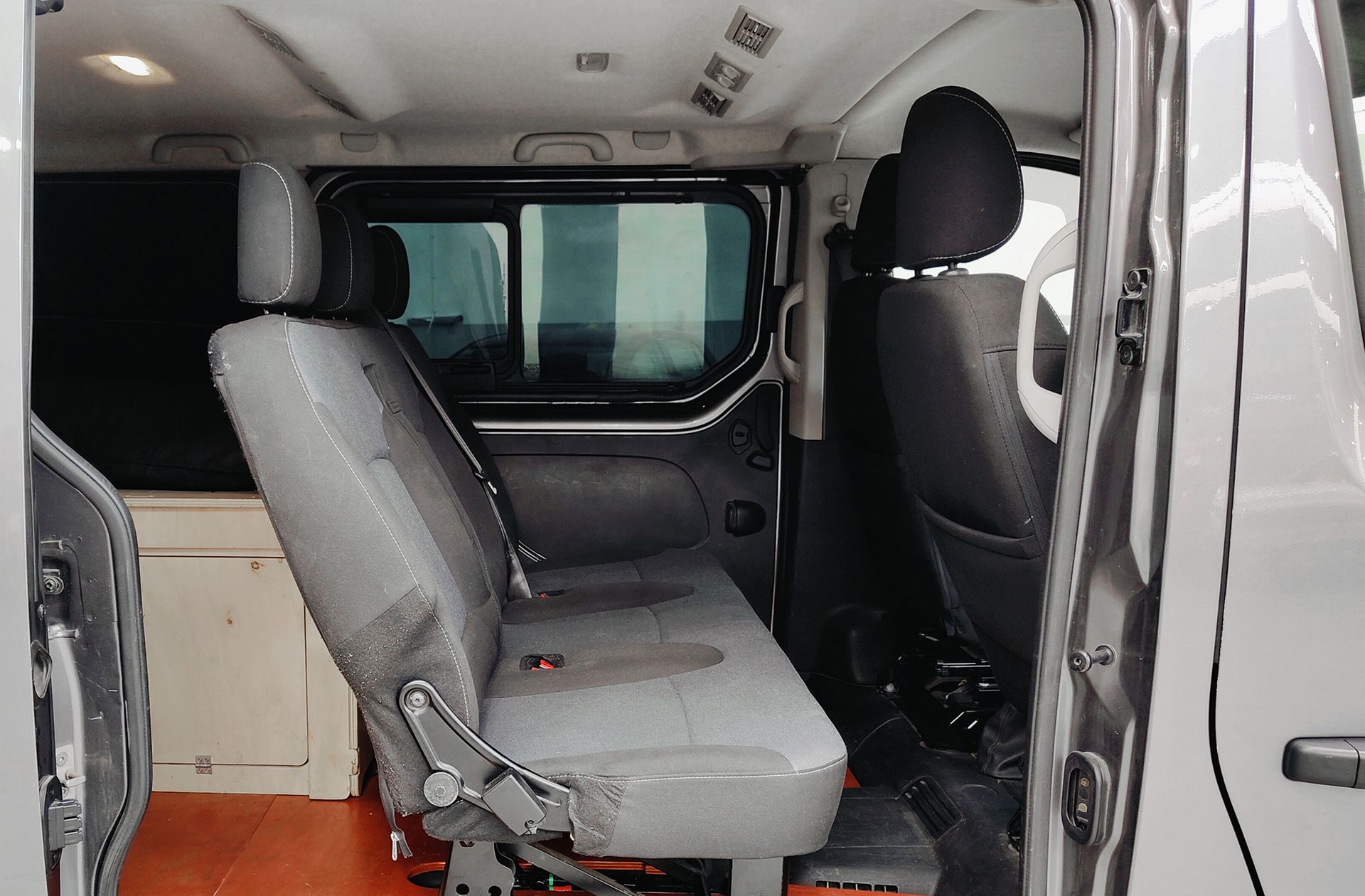Fiat Talento Combi 1.6 EcoJet SX Corto Camperizada 5 plazas - foto 20